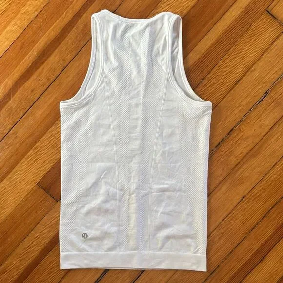 Lululemon For The Chill Of It Tank in White Size 6 - Picture 3 of 6